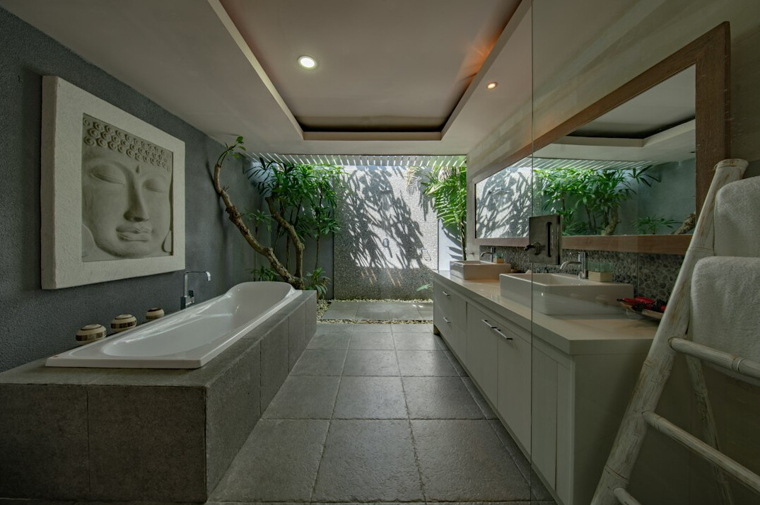 celebrity bathroom interior
